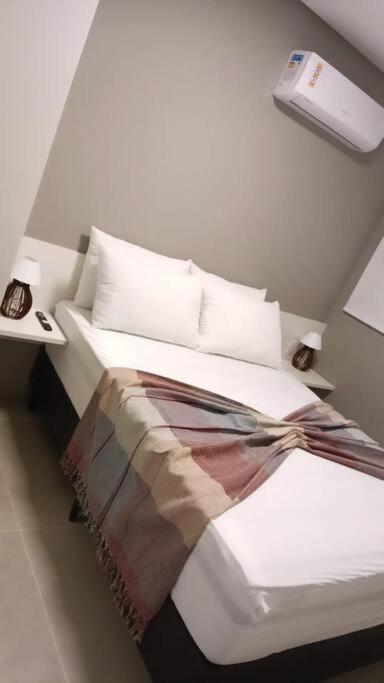 Flat com Rooftop à 100metros das Piscinas Naturais