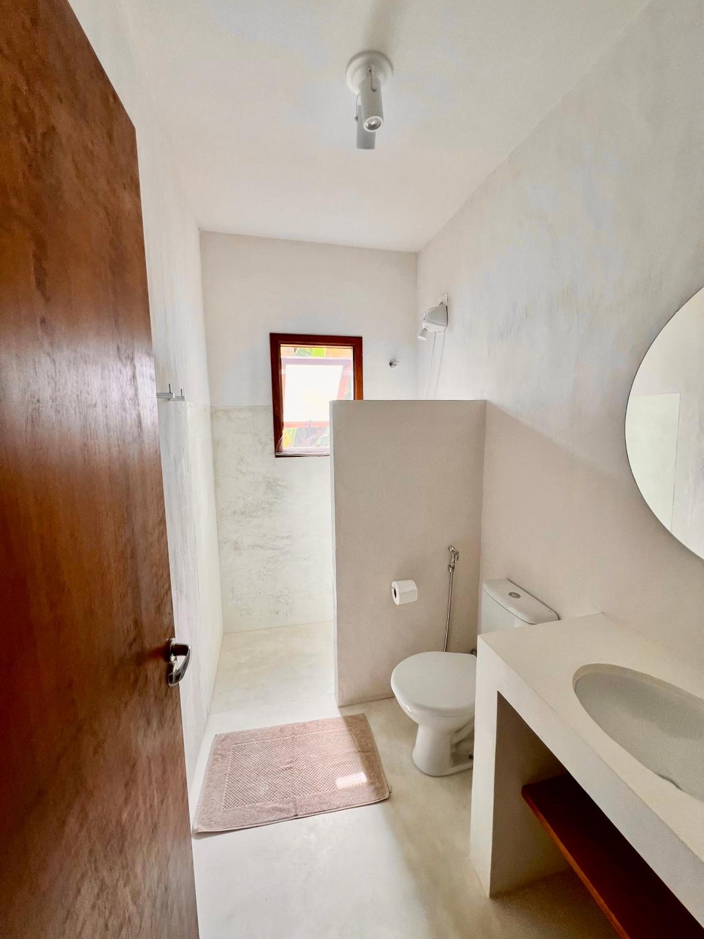 Linda casa em Condomínio de Costeira na Ilhabela