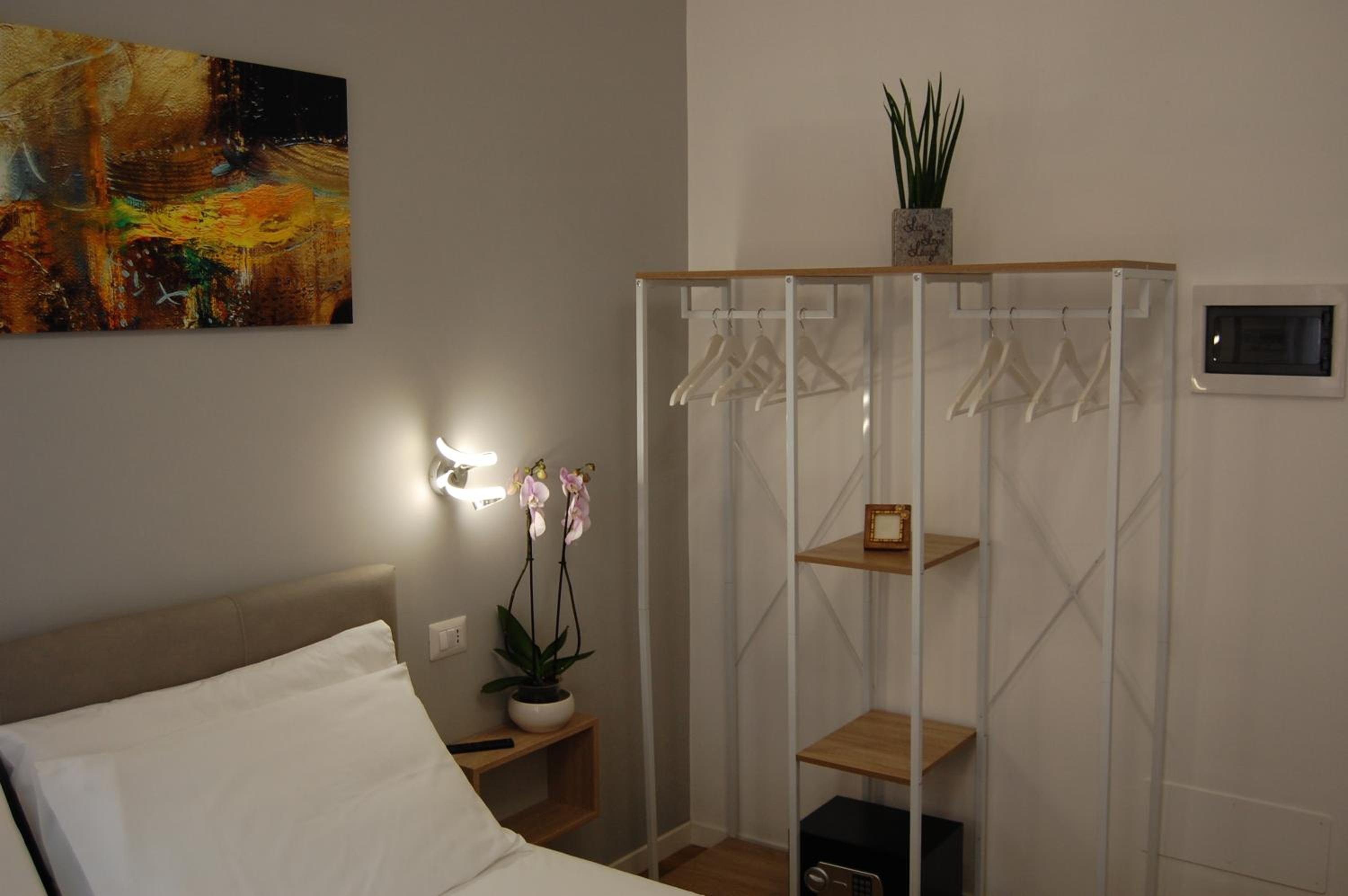 Belltower Elegans Guest House