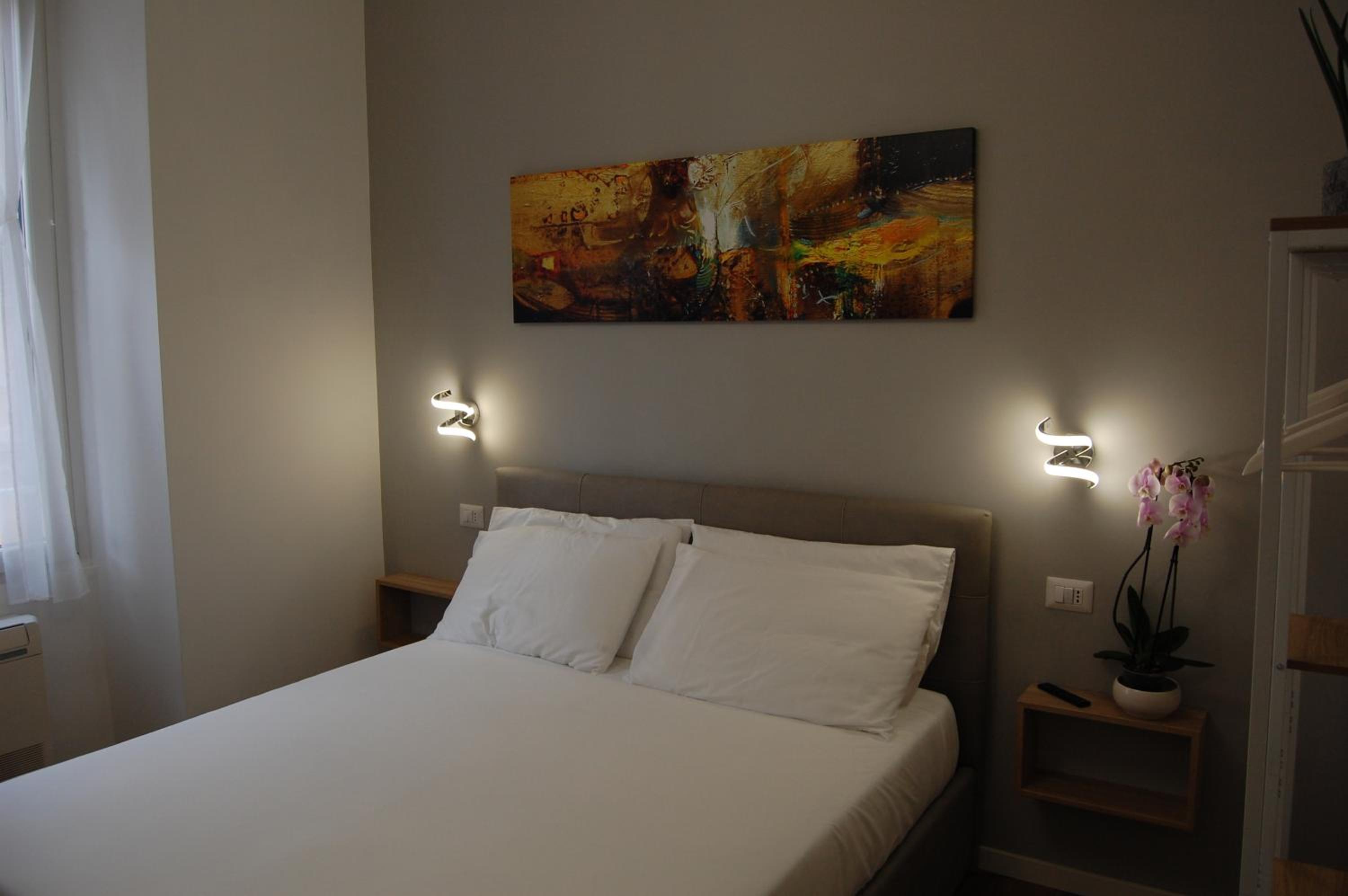 Belltower Elegans Guest House