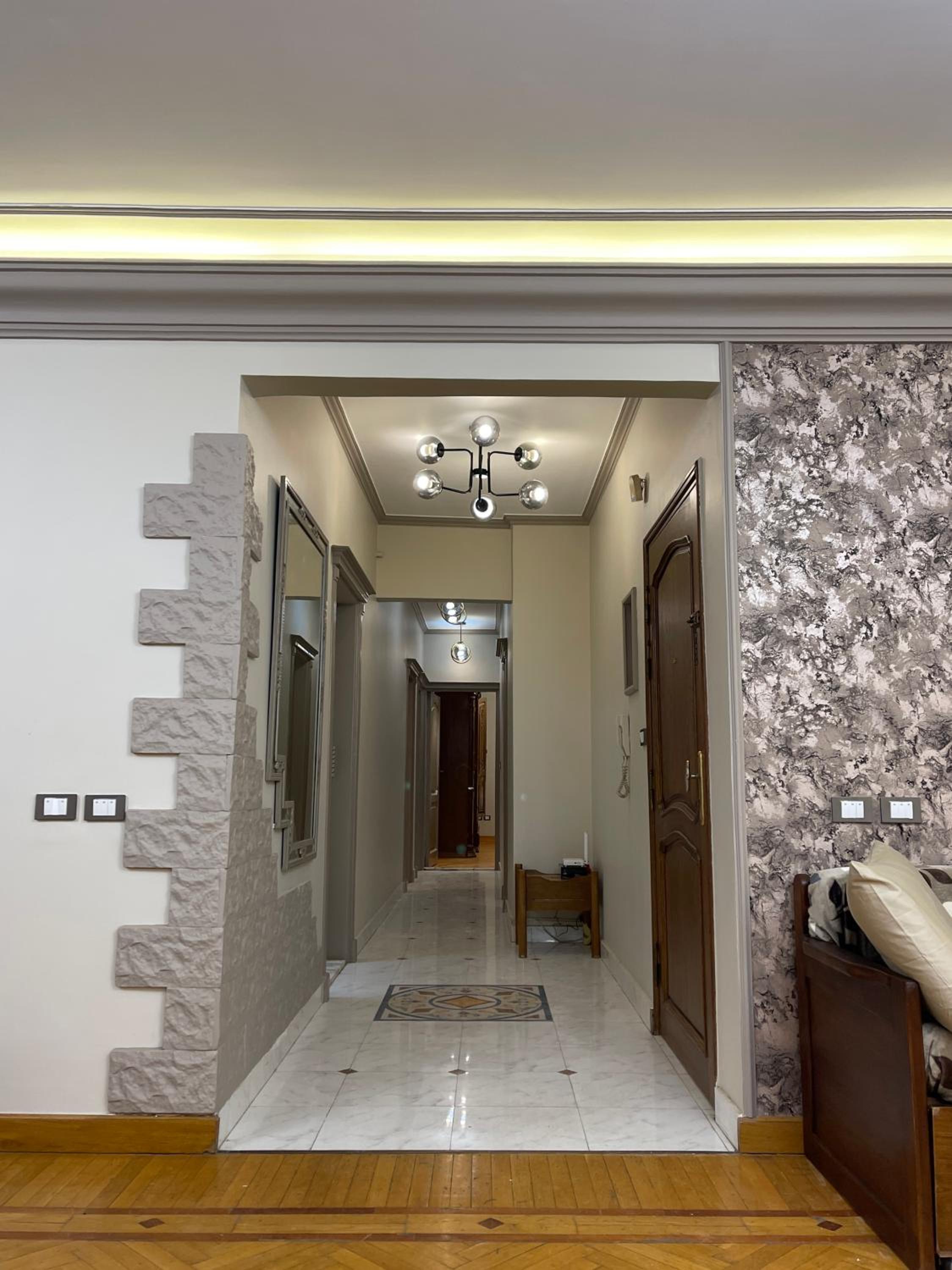 Elegant Apartment