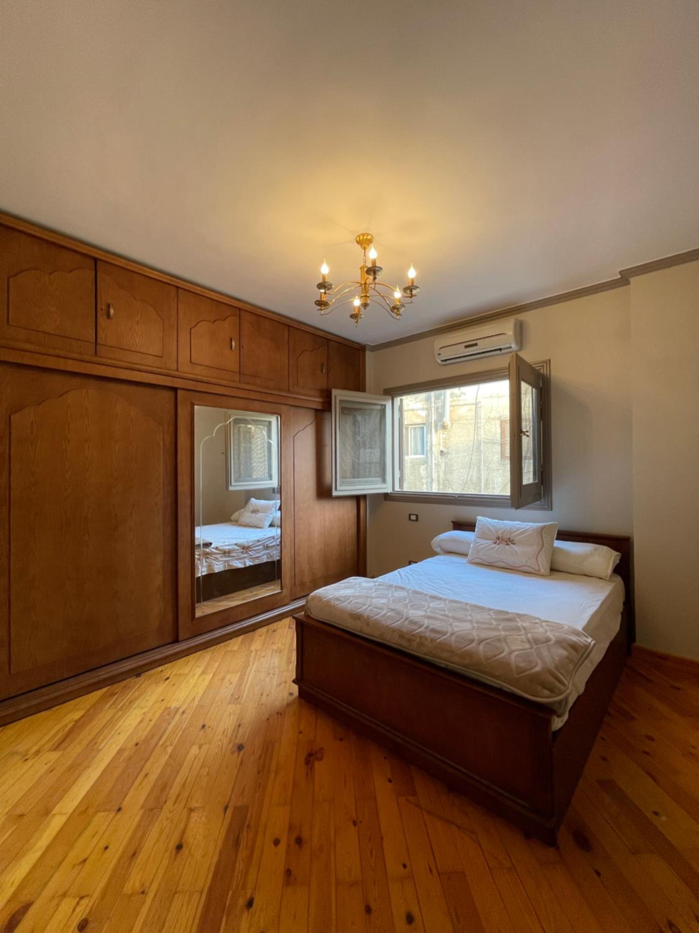 Elegant Apartment