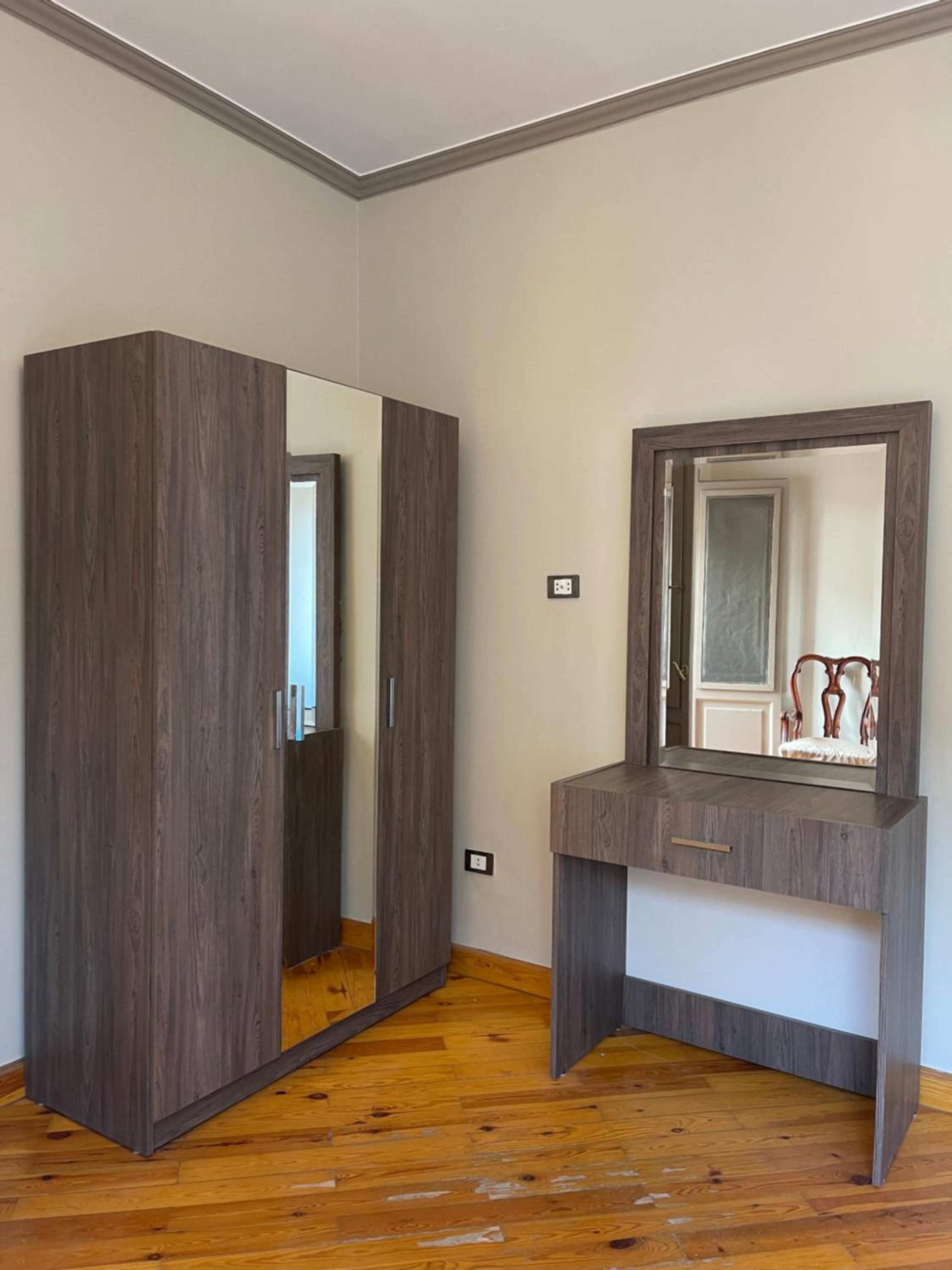 Elegant Apartment