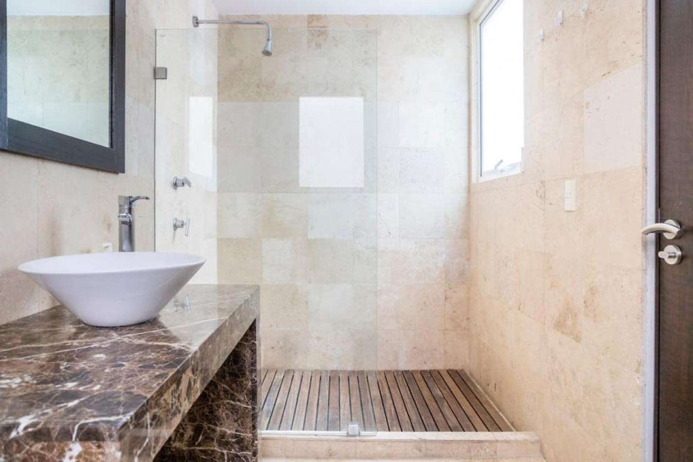 Condesa Residence Amsterdam 204 Private 1Bed 1Ba on Amsterdam Av photo 3