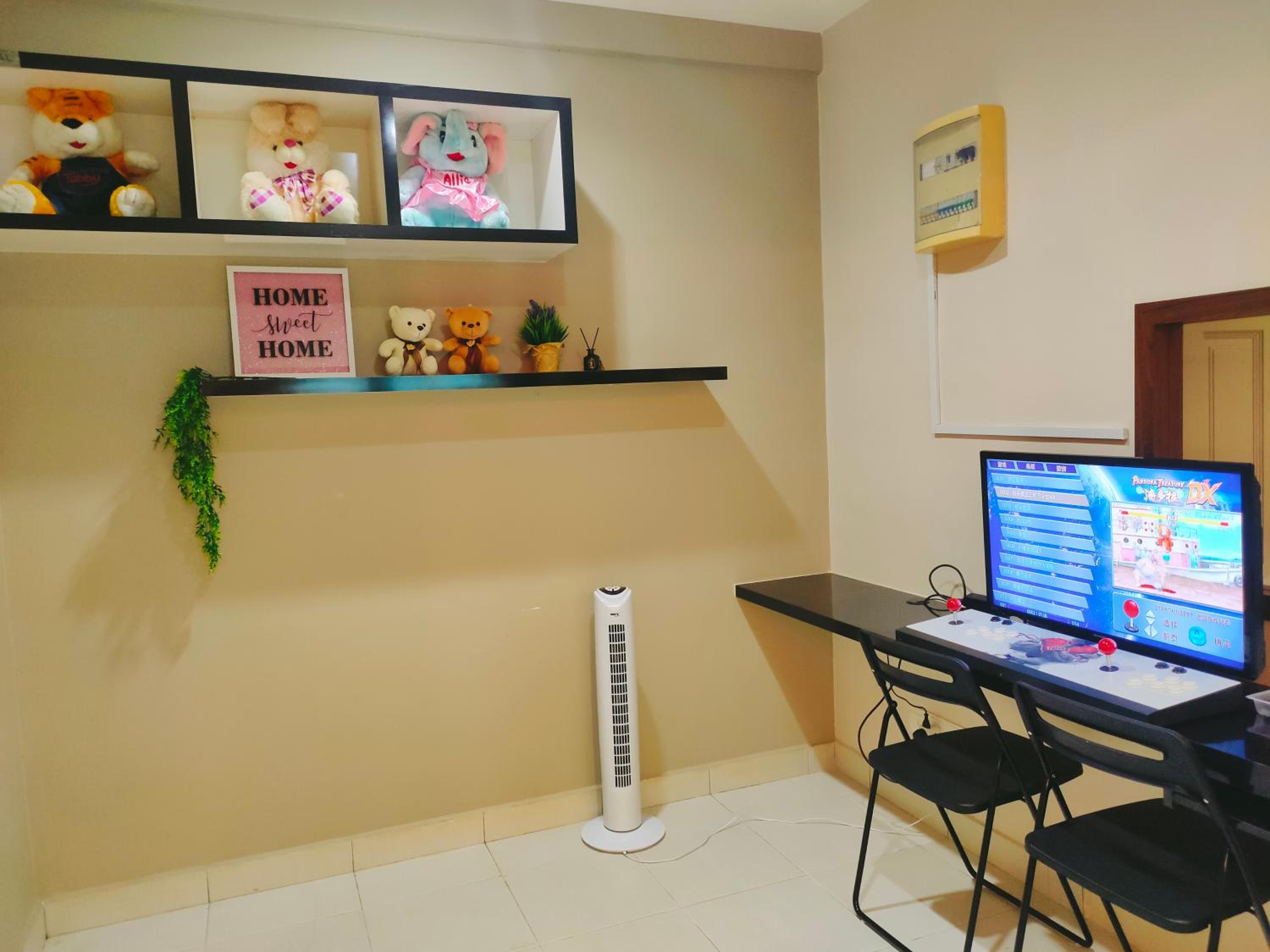 Maison Inn - Affordable Sleeps 6 to 13 near Tebrau AEON & Toppen
