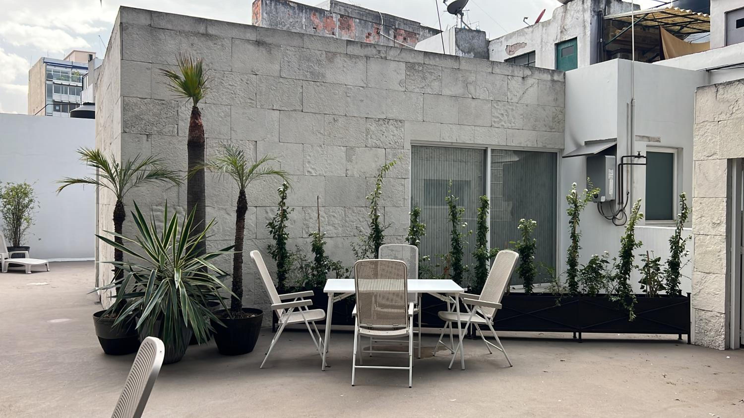 Condesa Residence Amsterdam F Elegant Residence with Inviting Ambiance on Amsterdam Avenue photo 4