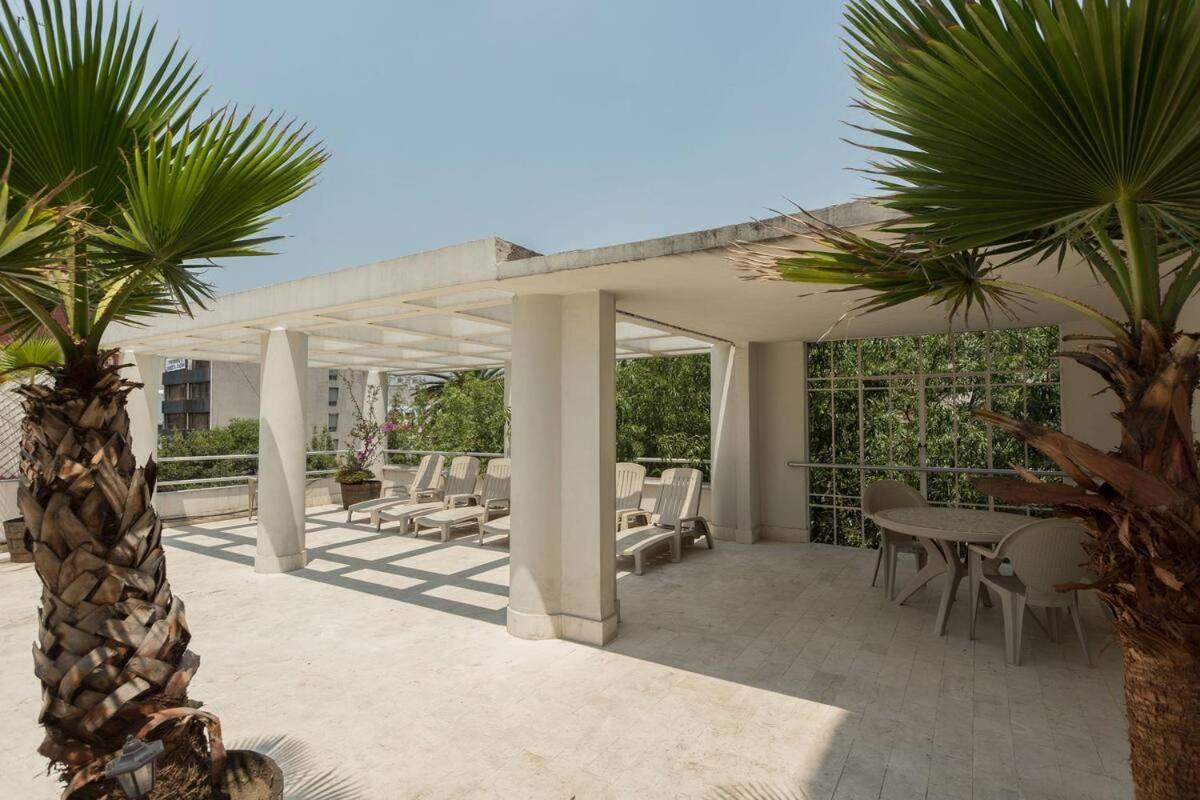 Condesa Residence Campeche 8 Urban Elegance 2BR 1BA Apartment with Large Living Areas photo 3