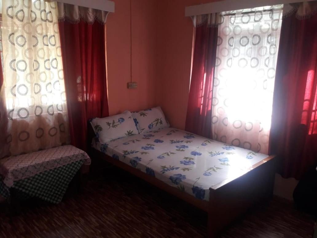 Tashi Delek Holiday Cottage , Lamahatta, Darjeeling
