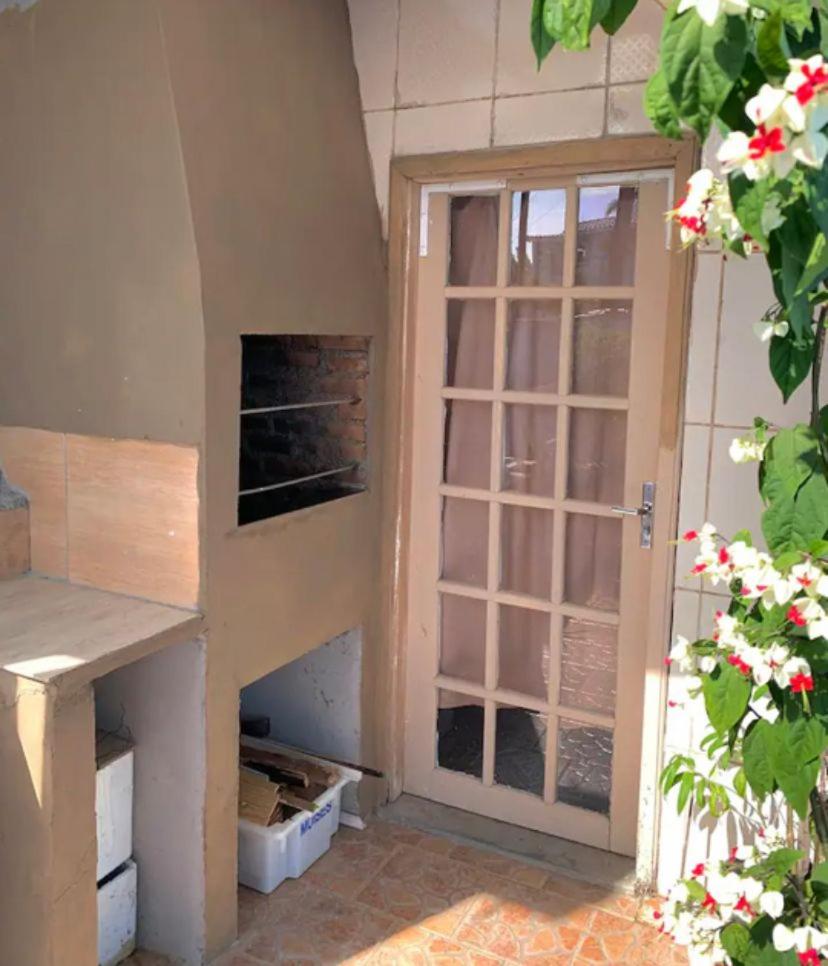 Casa cinza