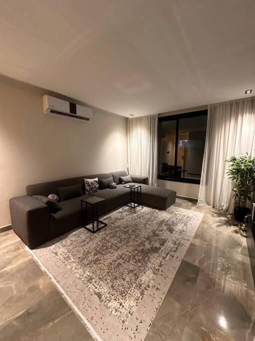 Luxury 1BD Apartment in Al-Sahafa