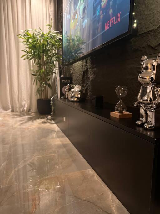 Luxury 1BD Apartment in Al-Sahafa