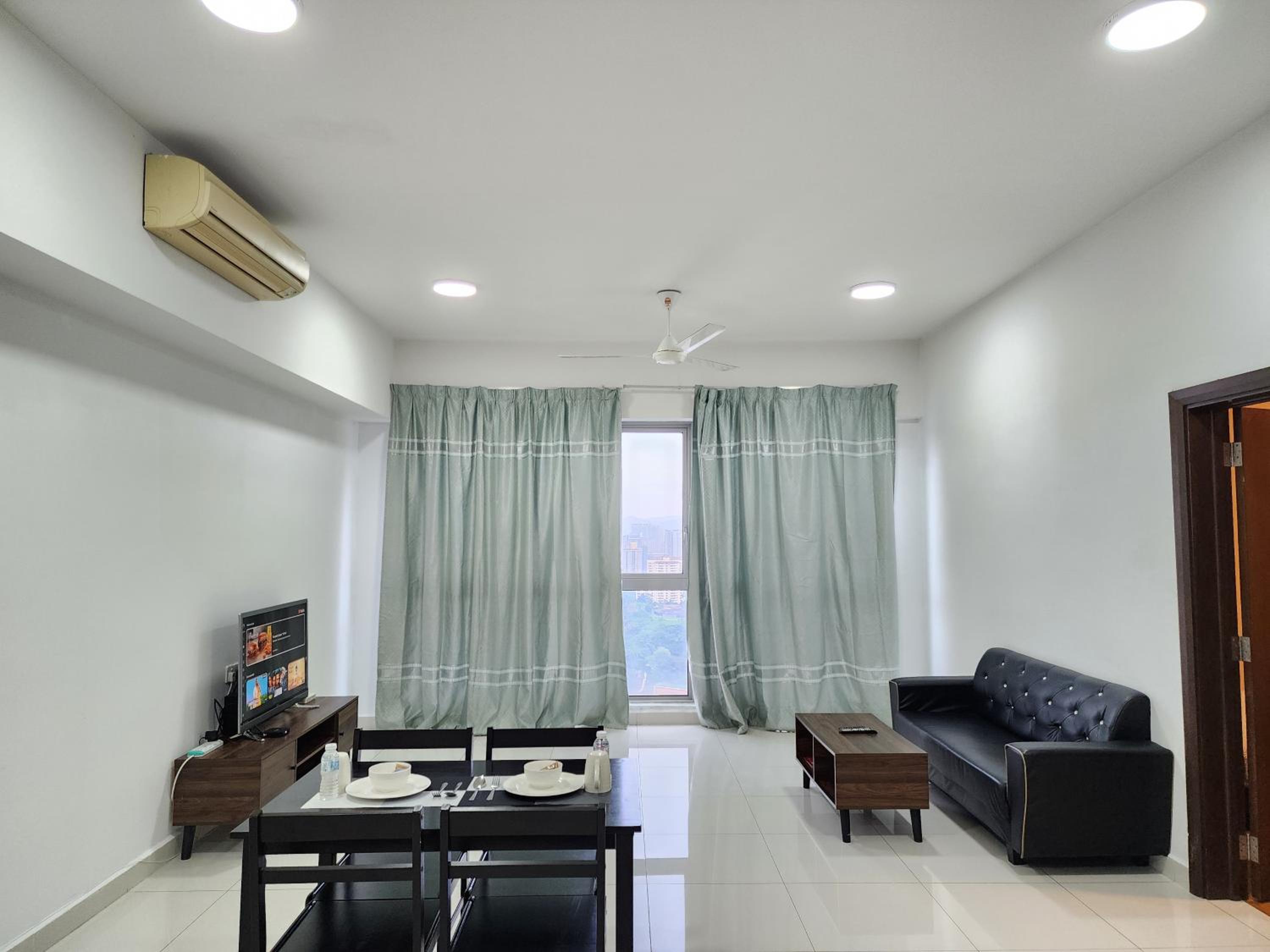 Regalia Comfort Suites KLCC SkyPool