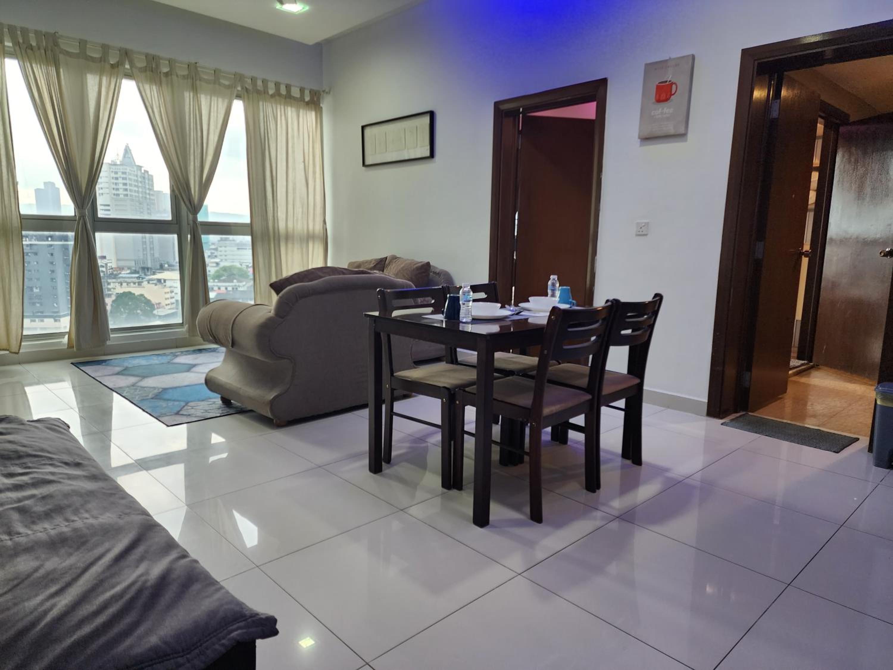 Regalia Comfort Suites KLCC SkyPool