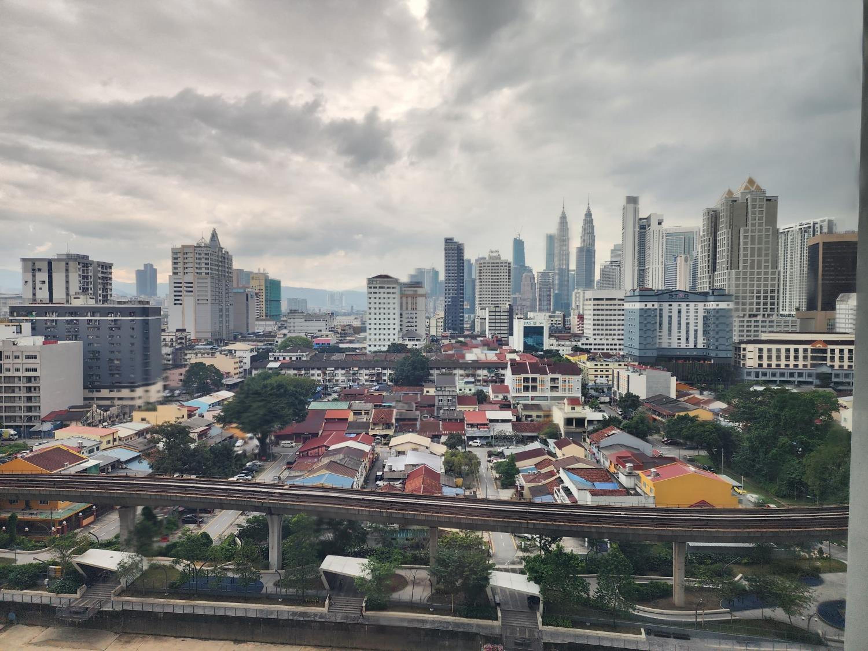 Regalia Comfort Suites KLCC SkyPool