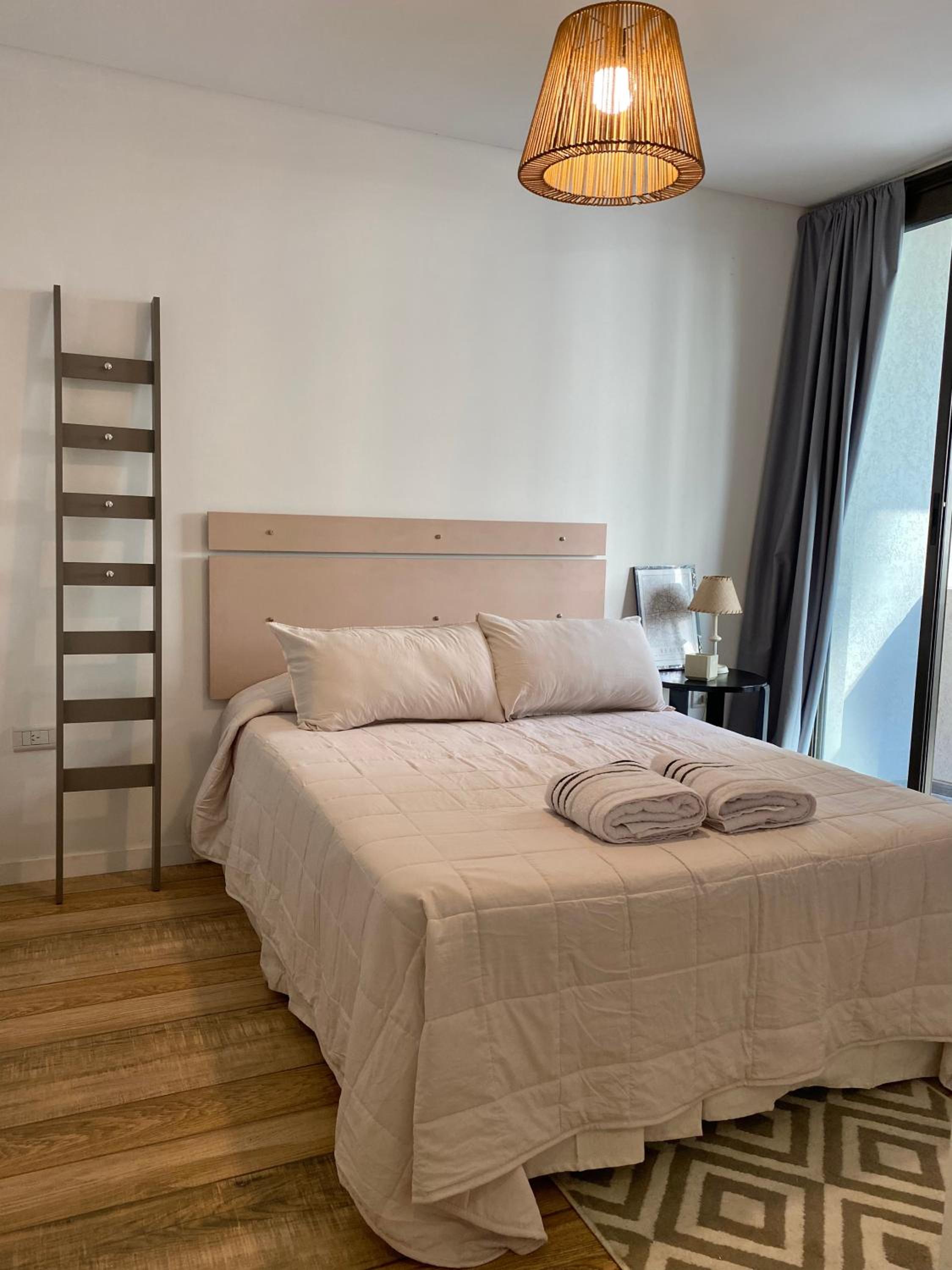 Lake Towers Suite