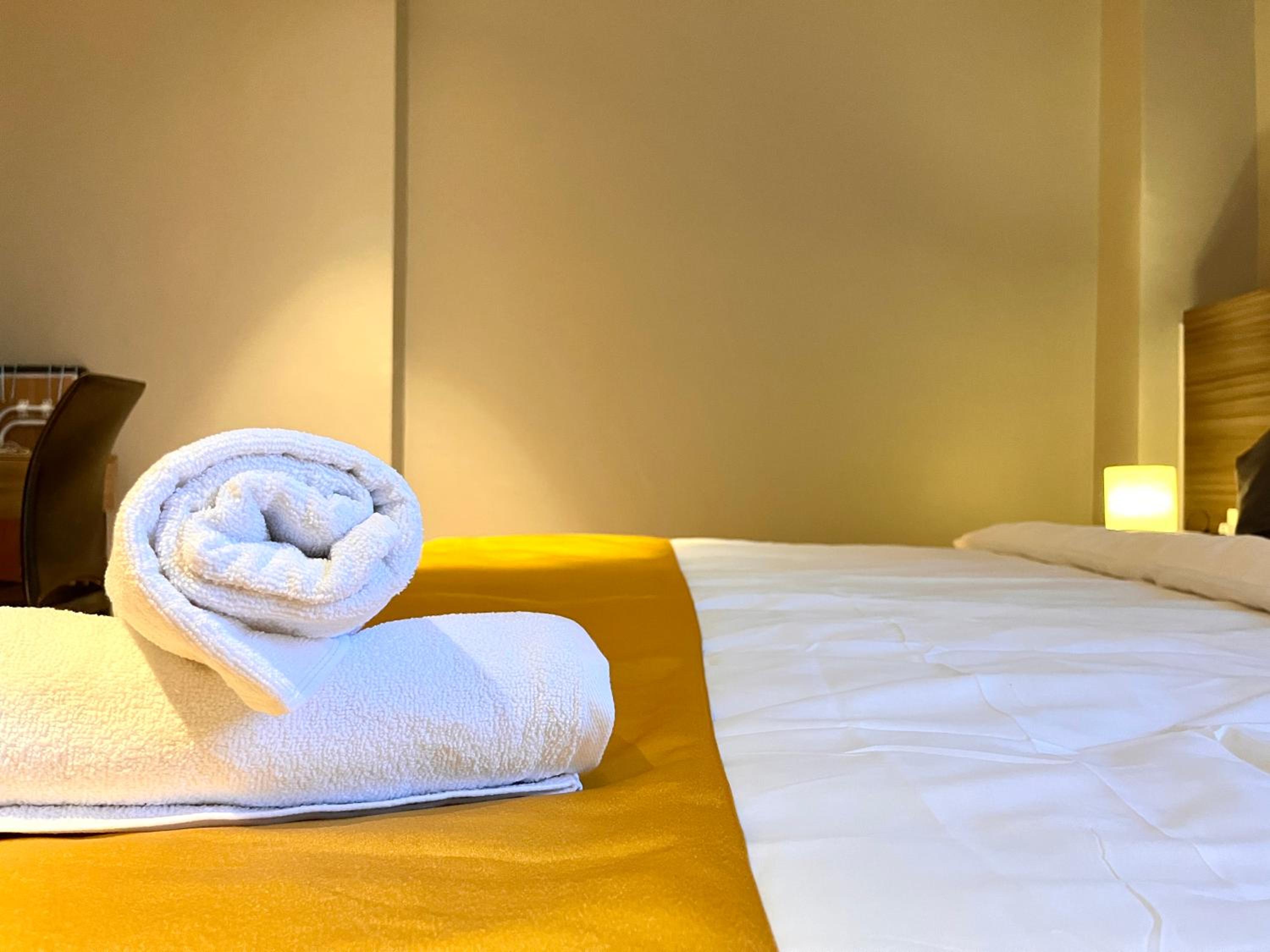 HillMark Suites