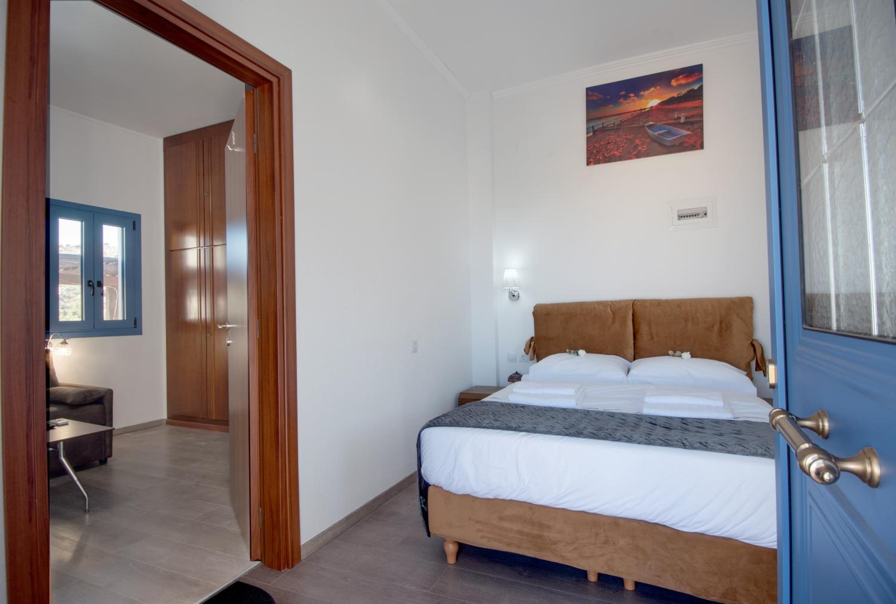 GOLDA HAUSE view 3