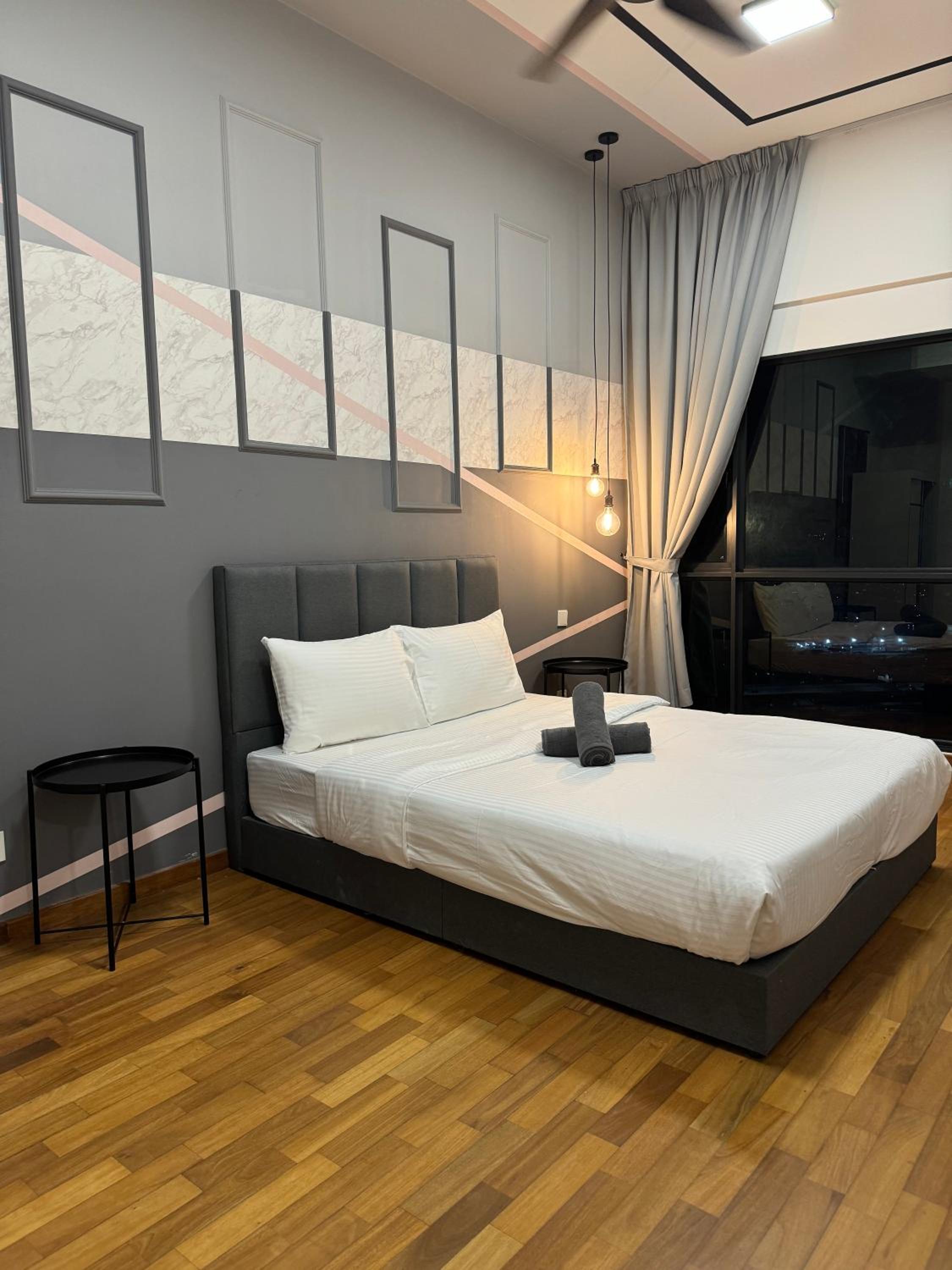 Reizz Residence By Leo Suites