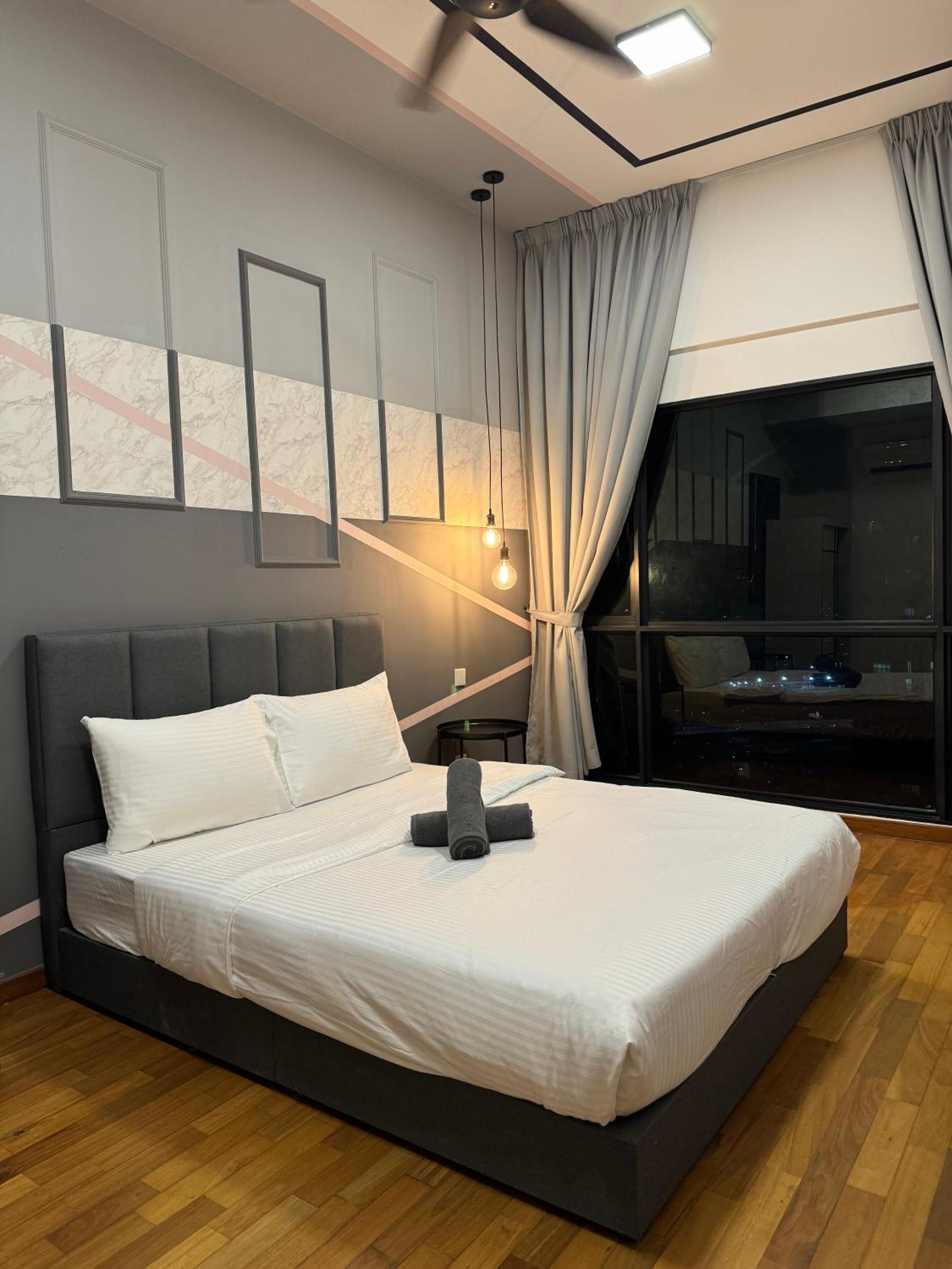Reizz Residence By Leo Suites
