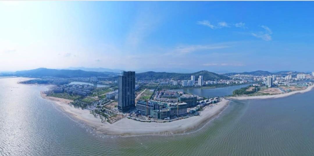 A La Carte Ha Long Bay Apartment