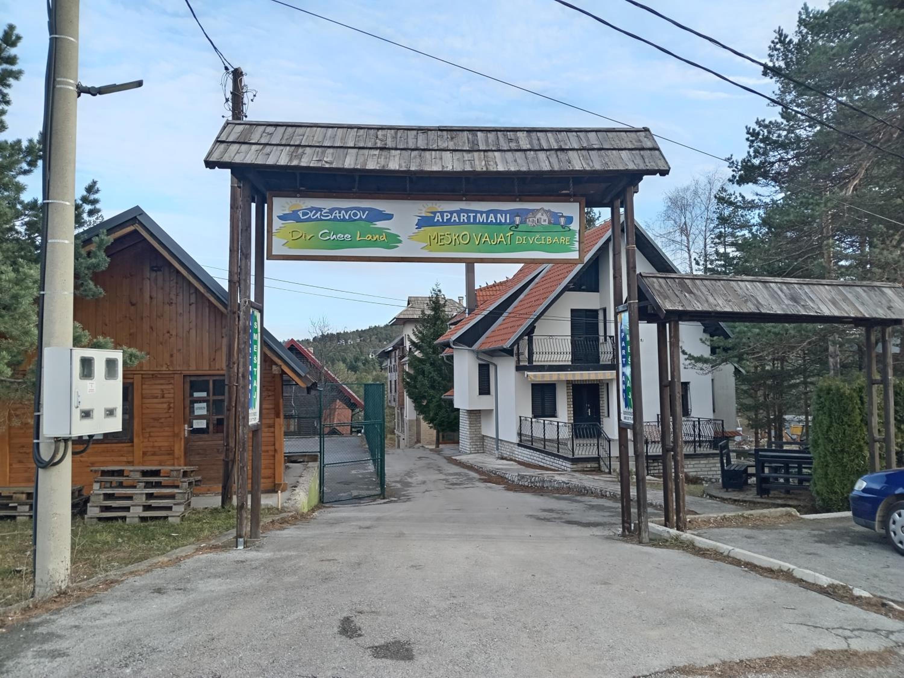 Divčilend-Mesko vajat view 2