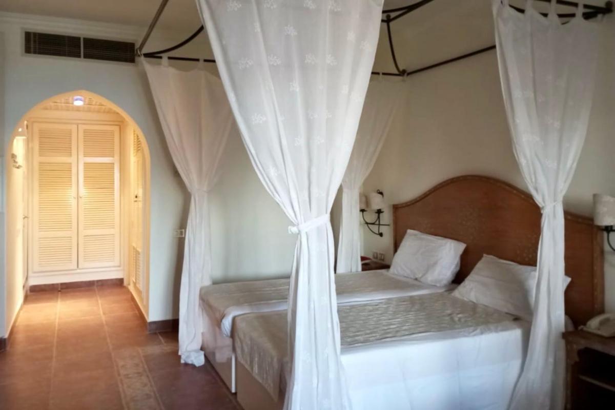 Suite Prestige con vista mare Appartamento monolocale Domina Coral Bay R23119 view 4