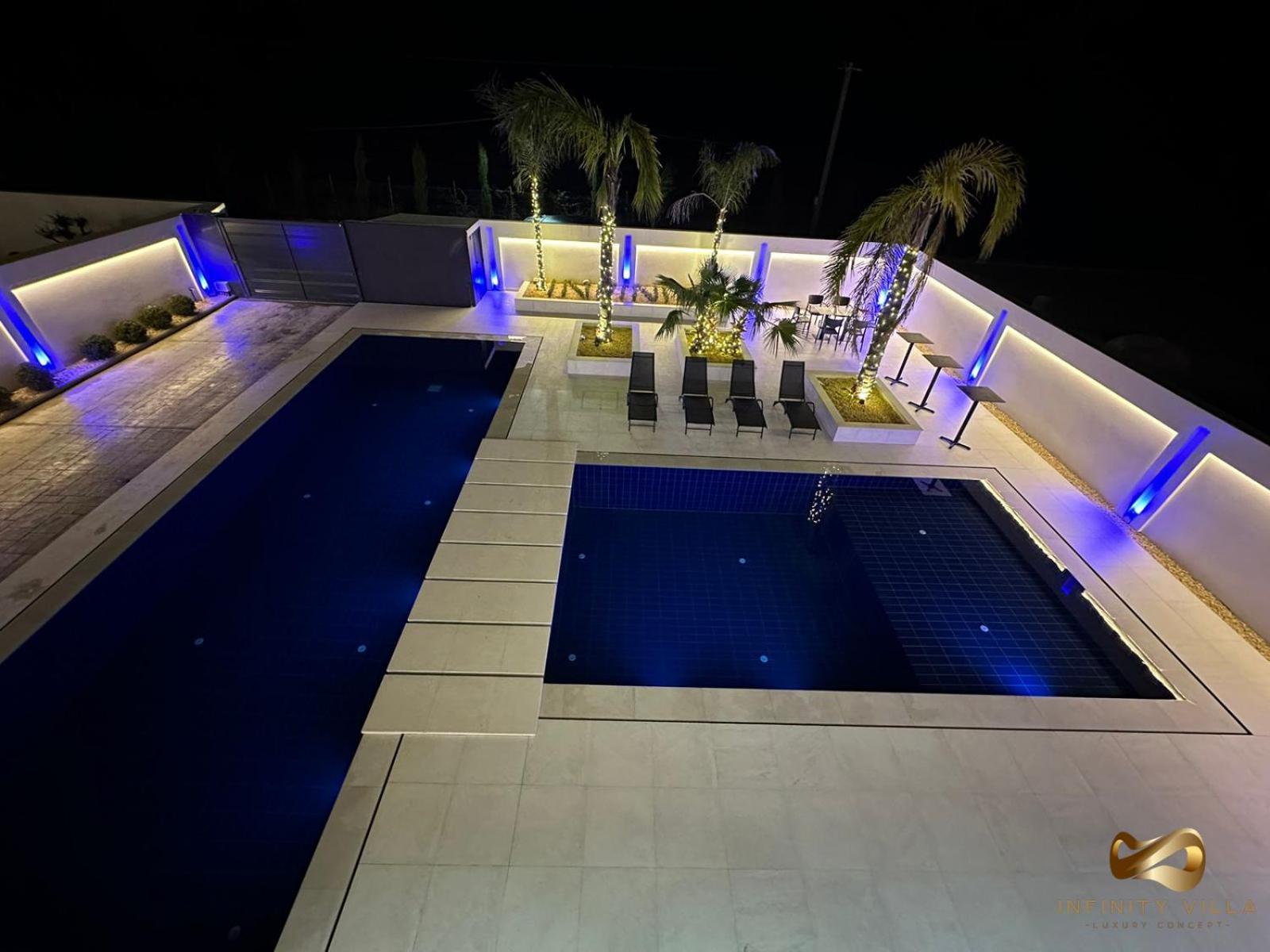Infinity Villa