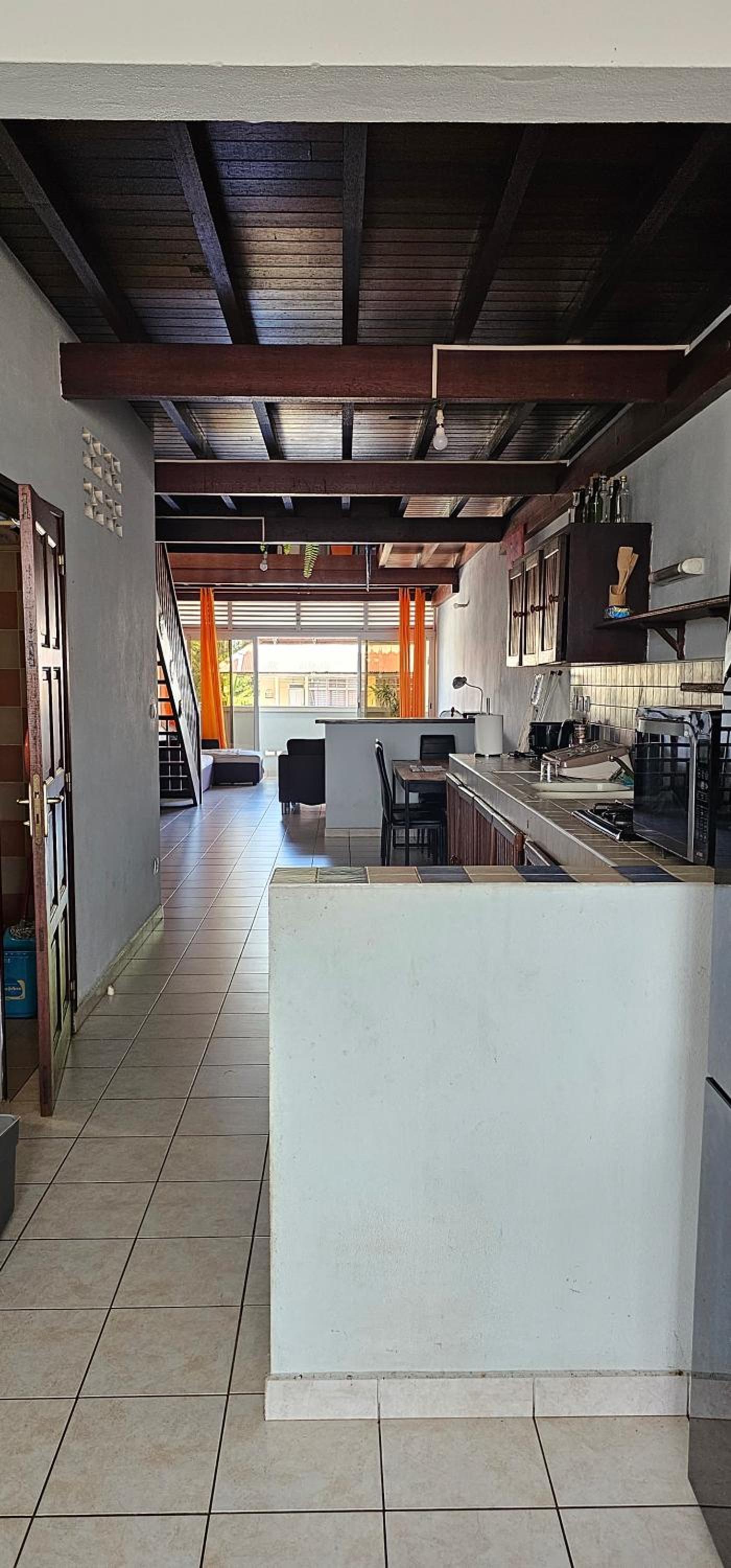 DOWNTOWN LOFT