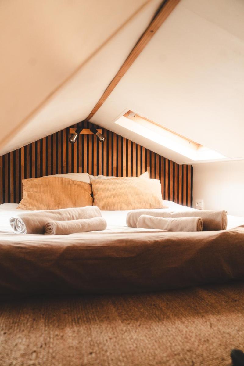 Tiny House Au Coeur de la Campagne Wallonne view 5