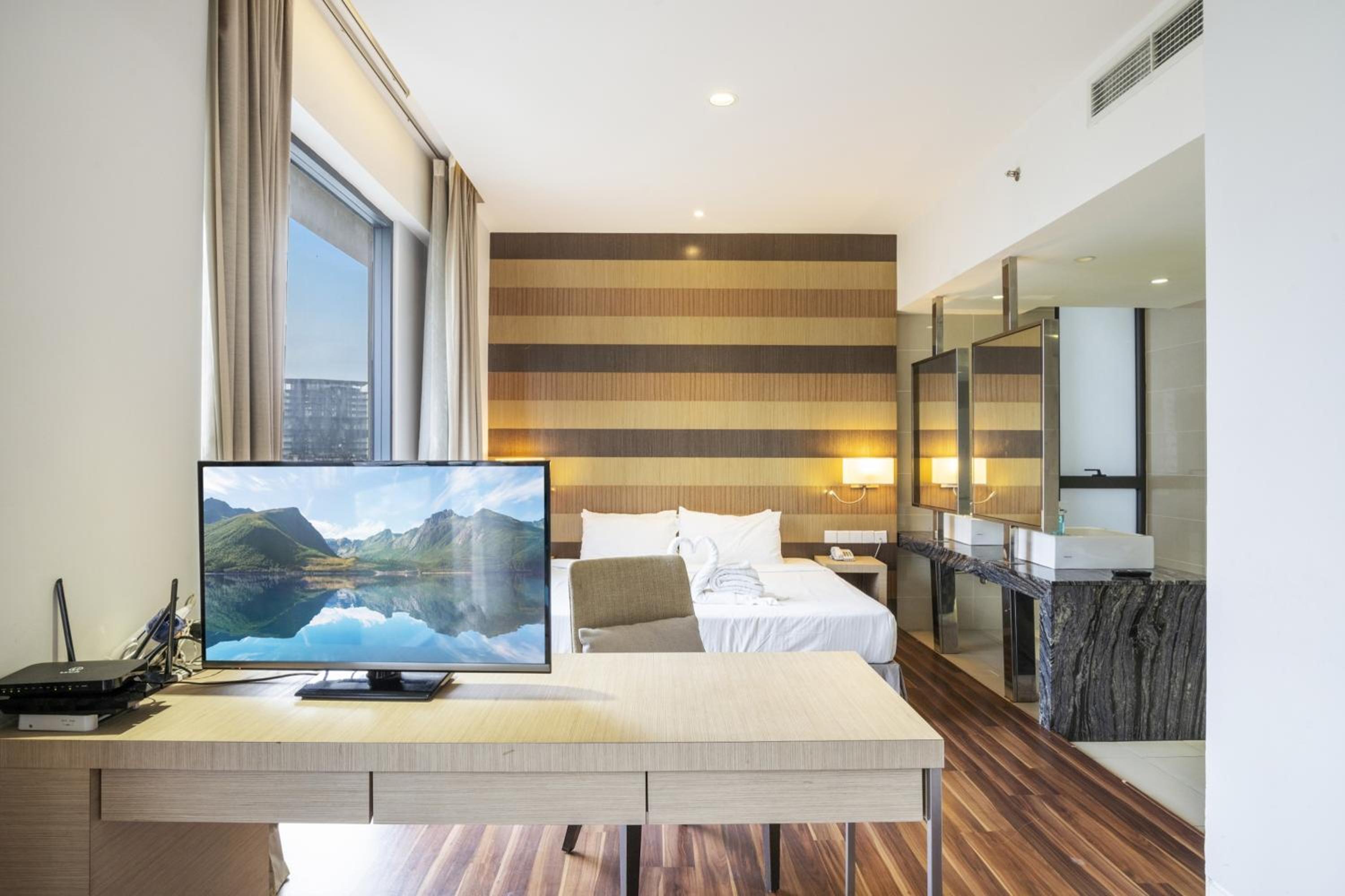 Greystone D' Majestic Place