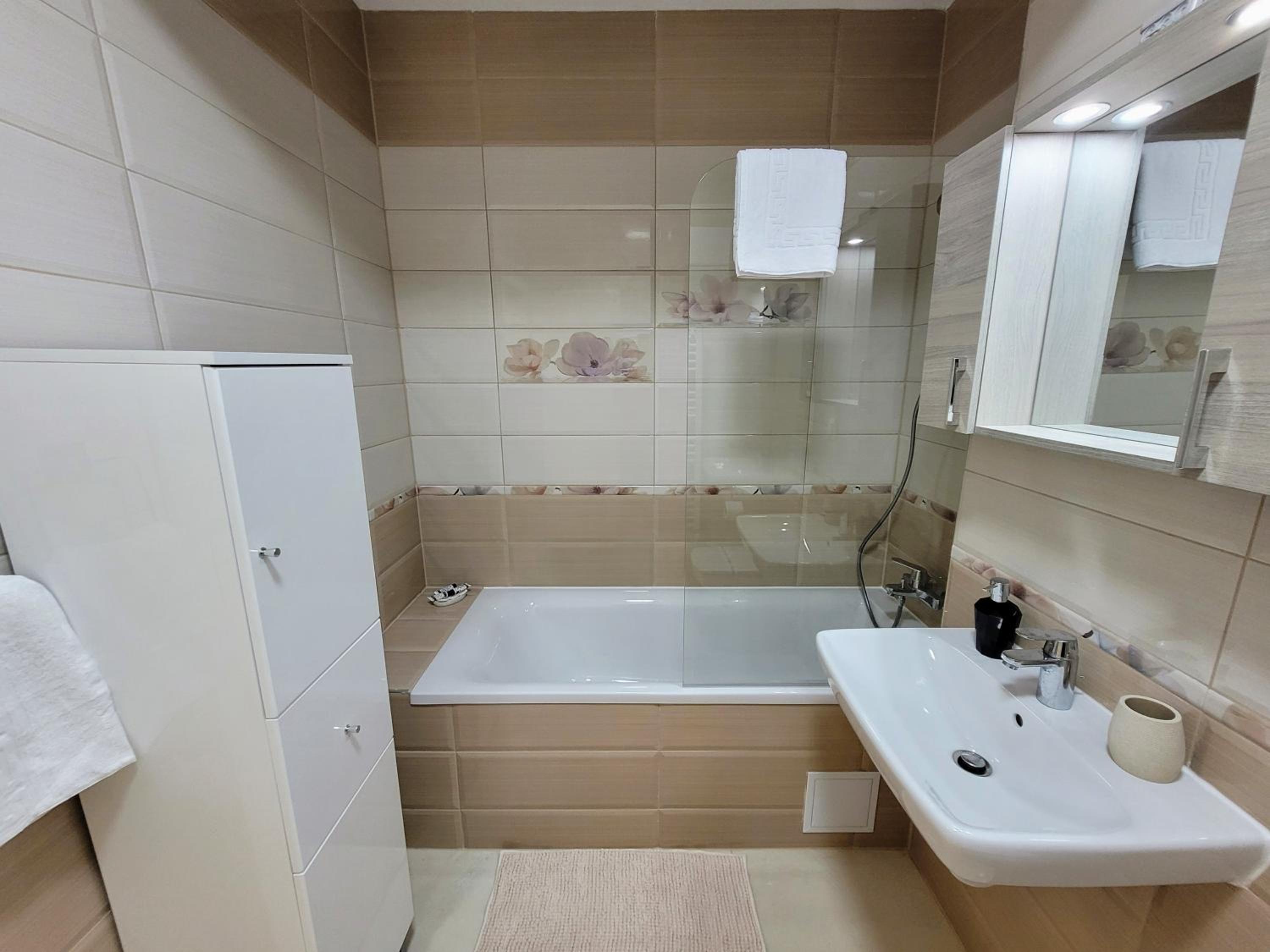 Apartament Lena