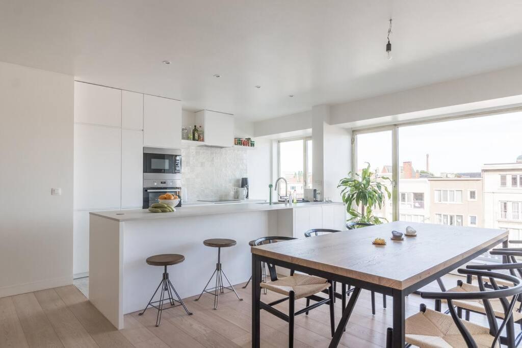 Classy flat with awesome view and great location!
