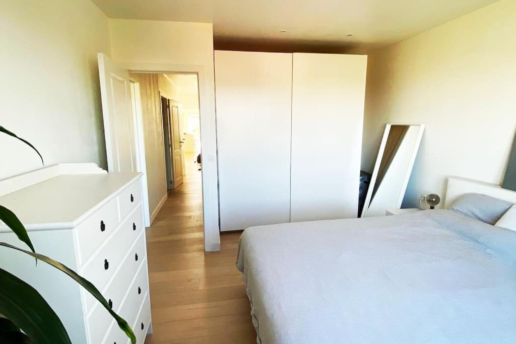 Classy flat with awesome view and great location!