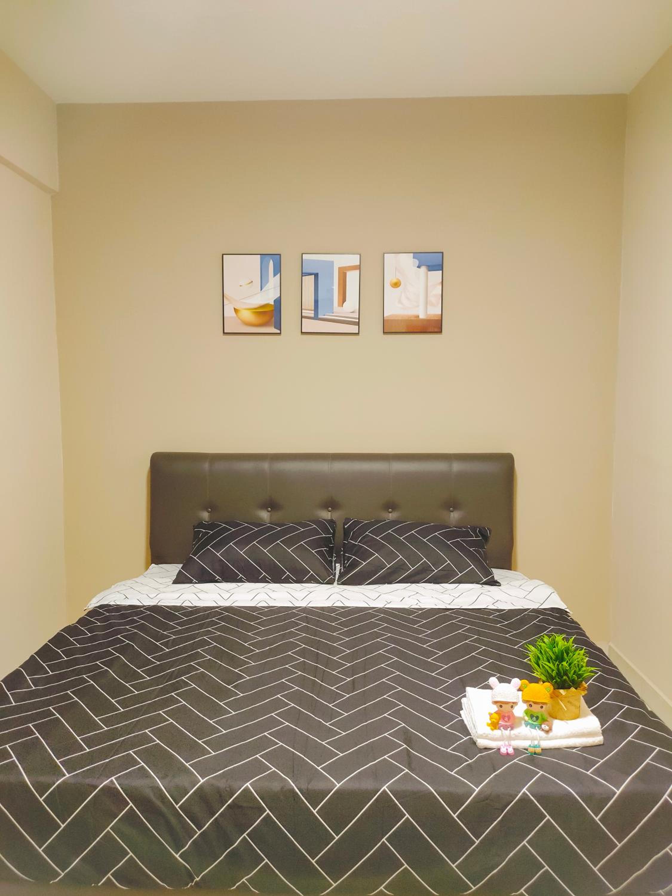 Maison Inn - Affordable Sleeps 6 to 13 near Tebrau AEON & Toppen