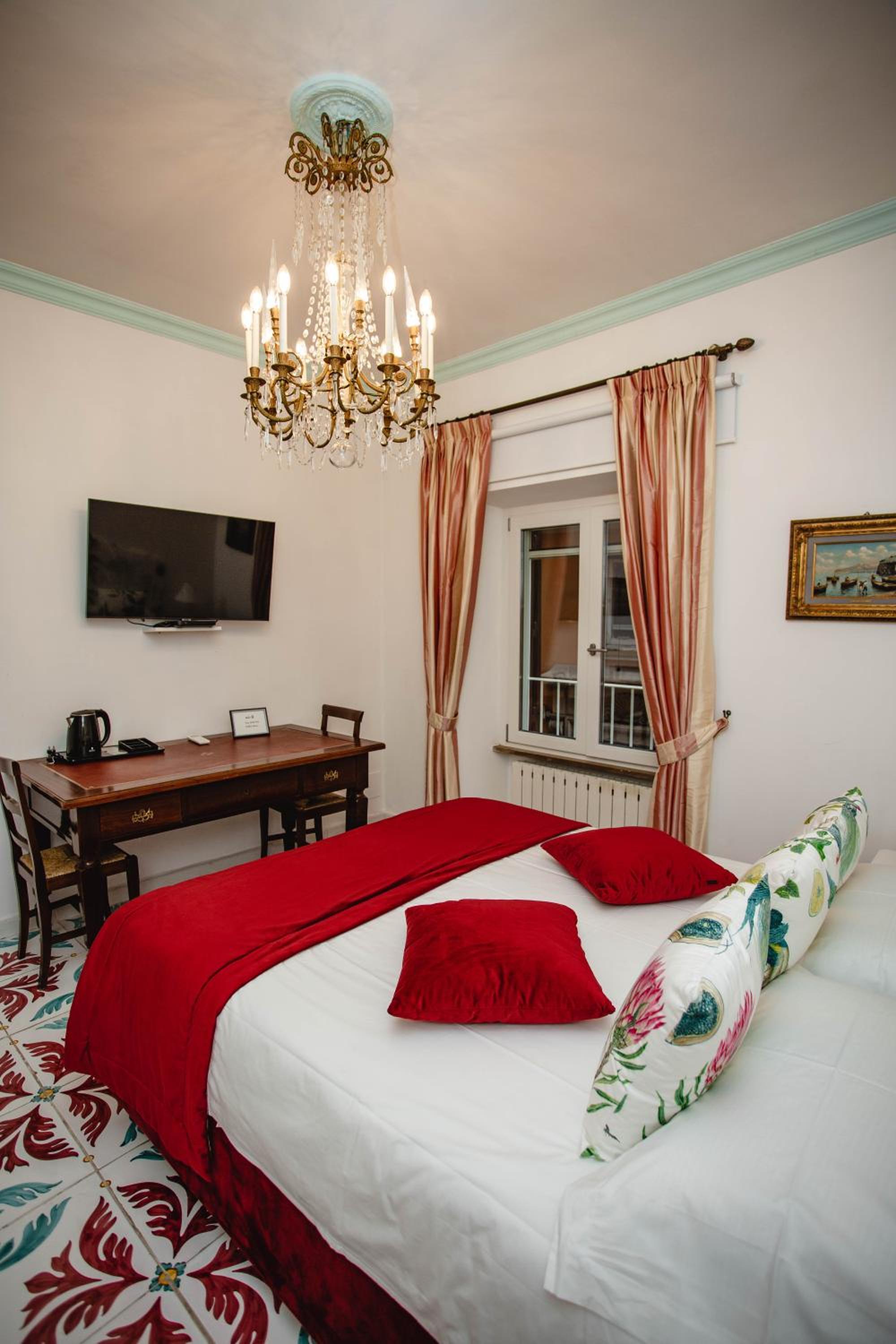 Delfini Trevi House
