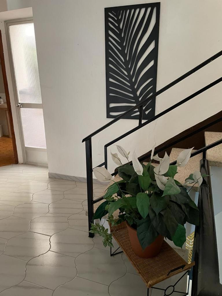 6 bedroom townHouse
