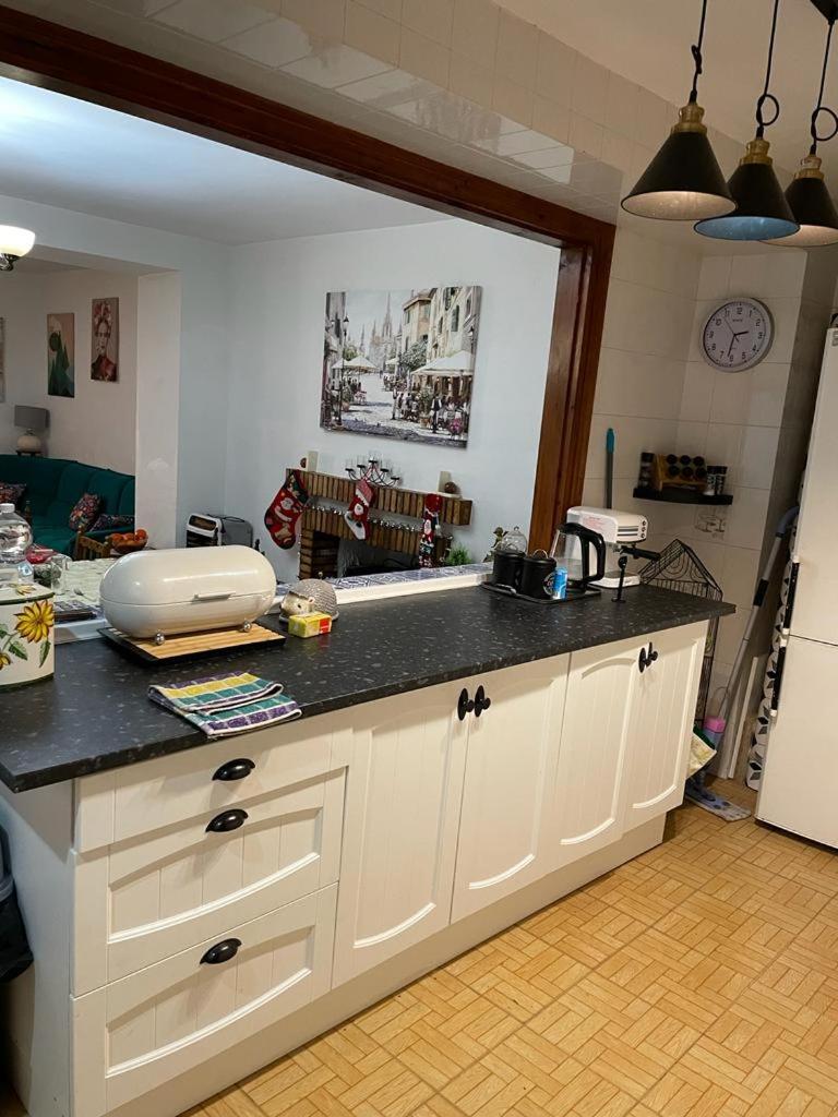6 bedroom townHouse