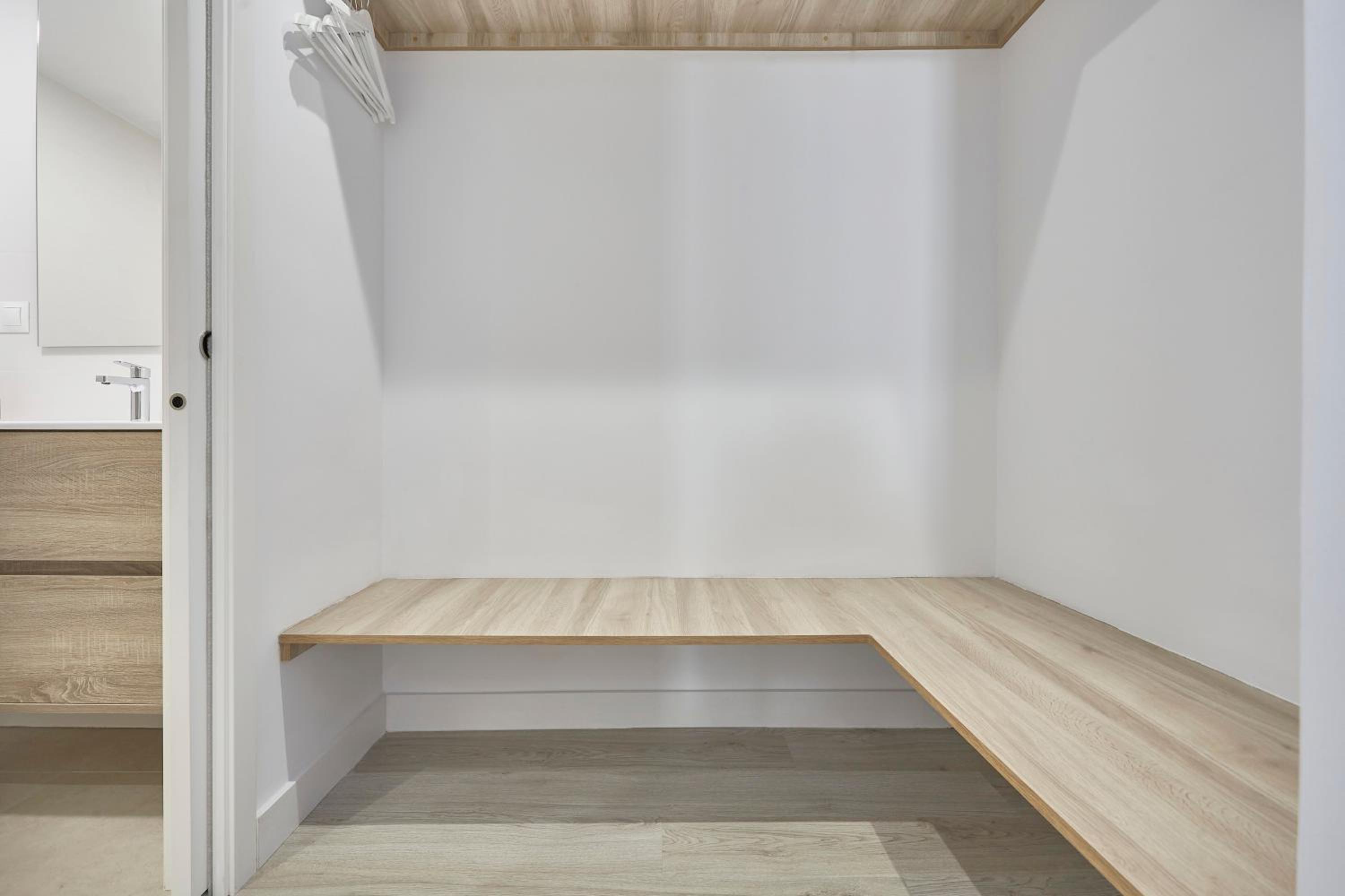 Mirador Suite