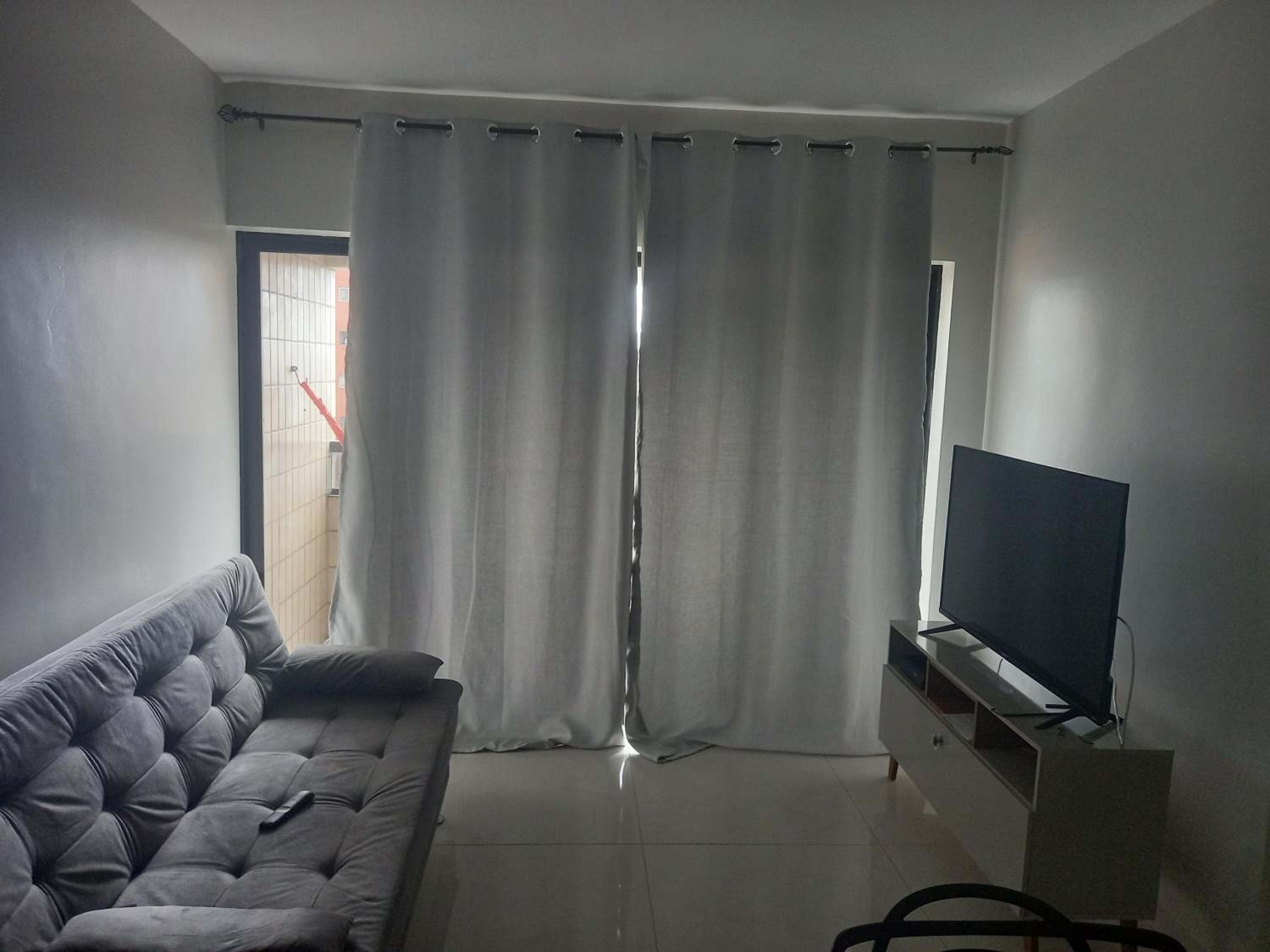 Apart Verdemar Confort com 3 quartos para ate 8 pessoas moderno e funcional e apenas poucos passos da praia