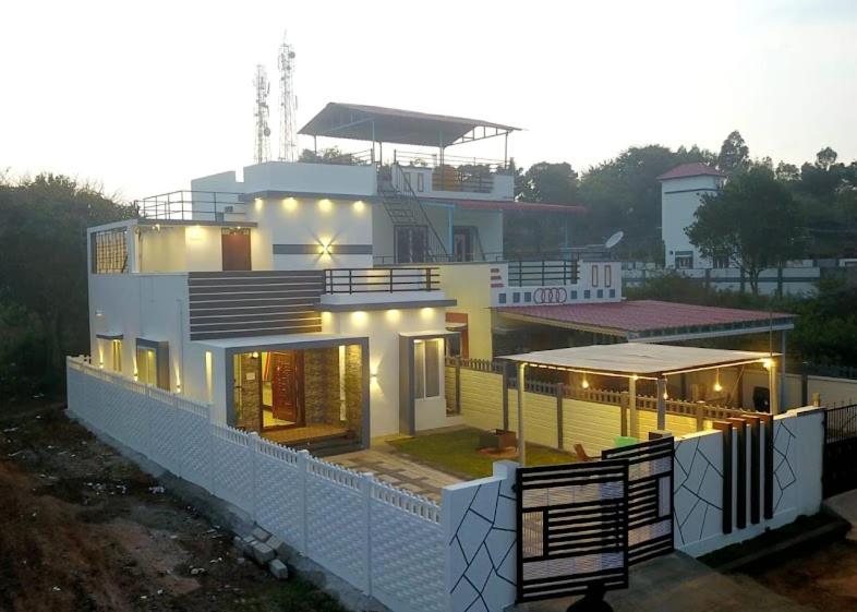 Easy Stays Yelagiri - The Green Hamlet Villa - semi AC - Free Wifi view 5