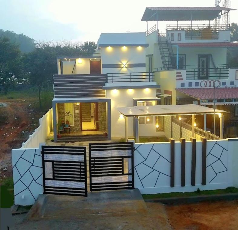 Easy Stays Yelagiri - The Green Hamlet Villa - semi AC - Free Wifi view 4