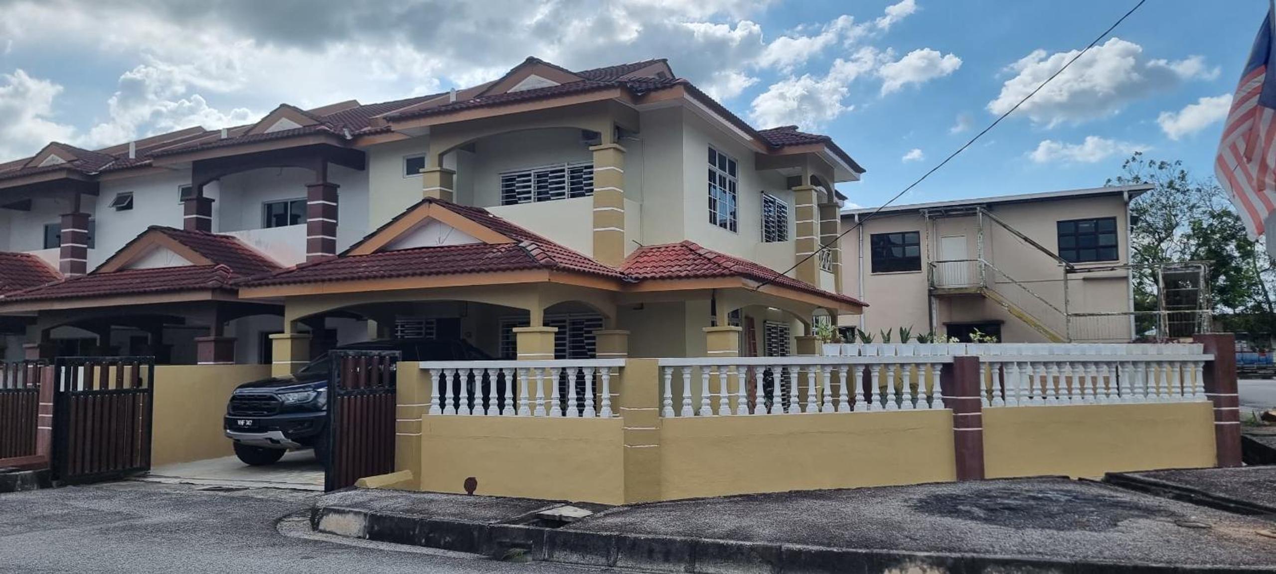 D' Serdang Homestay kepala batas Penang