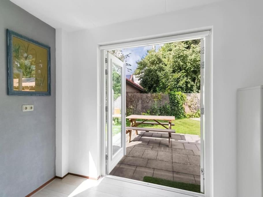 Holidayhouse Zeeland view 5