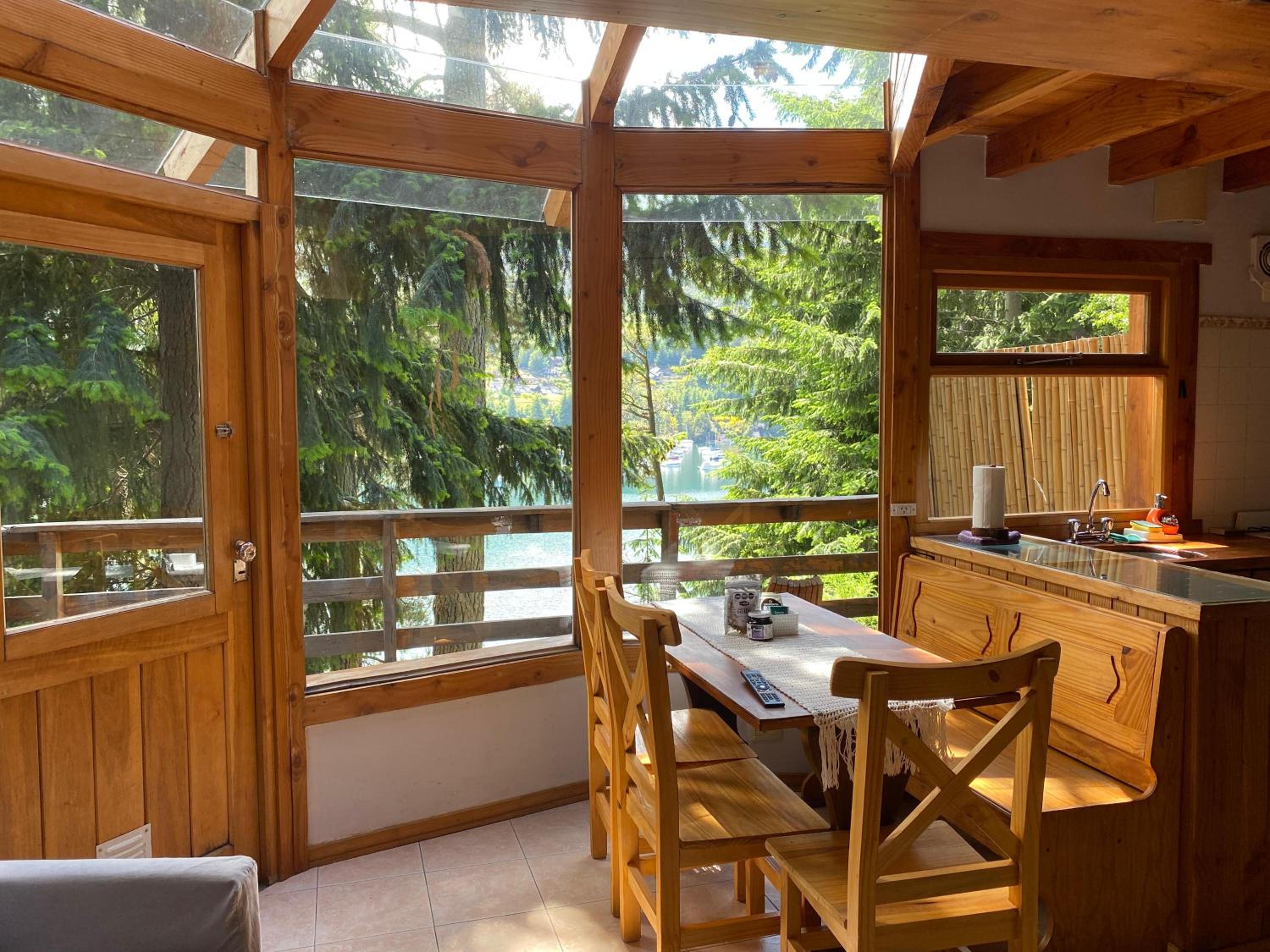 BOG Le Pommier - Cabañas con vista al lago y piscina climatizada