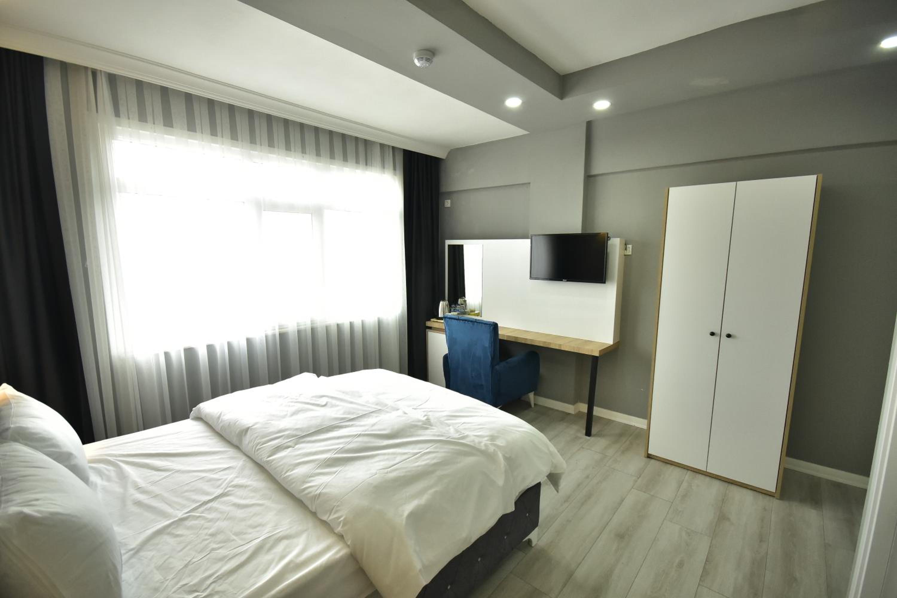Rio's Hotel AİRPORT