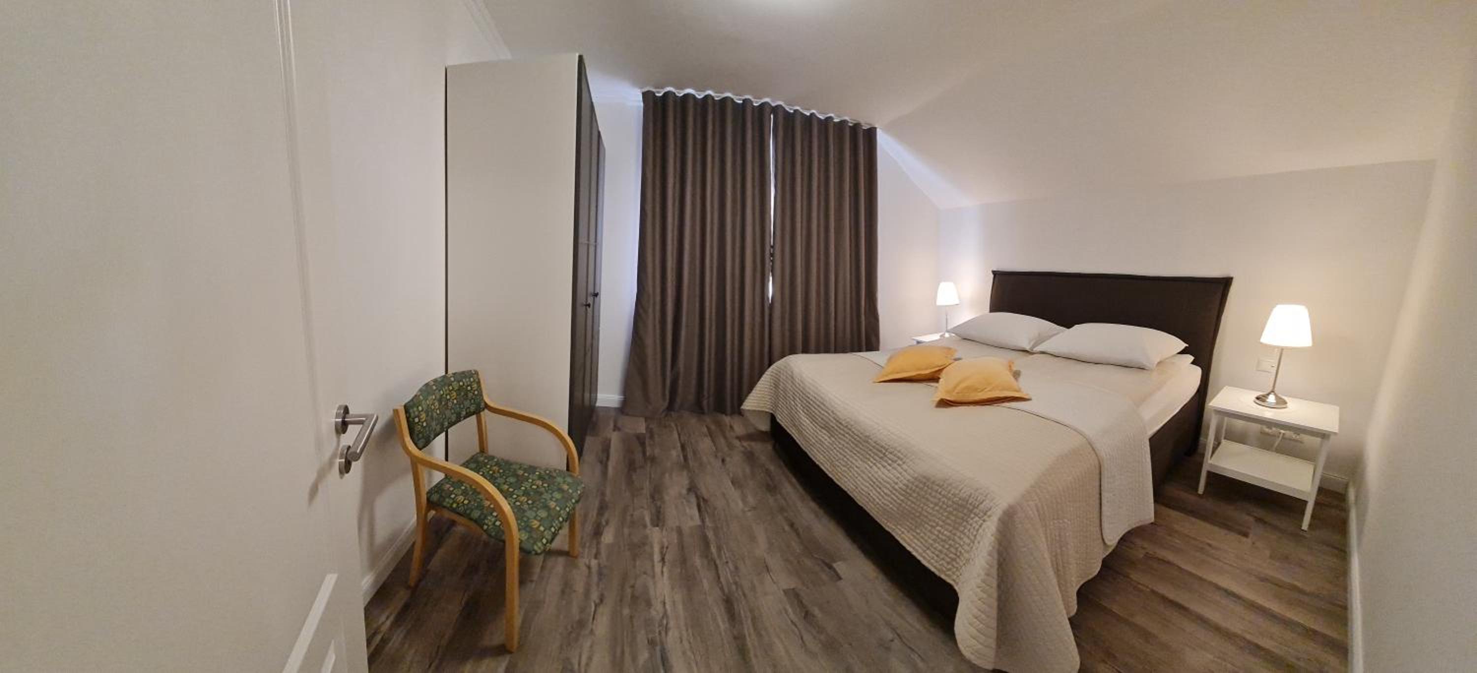 Apartment A&A