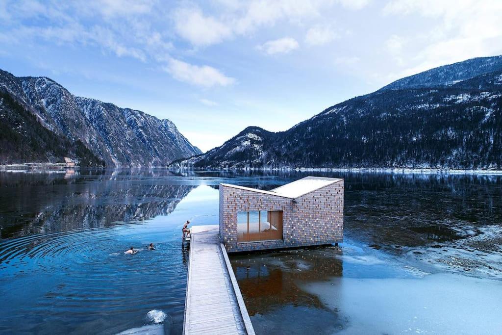 Lakefront Villa, exclusive leisure property near Vrådal Golf & Vrådal Panorama Ski center
