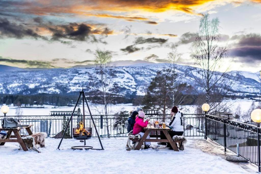 Lakefront Villa, exclusive leisure property near Vrådal Golf & Vrådal Panorama Ski center