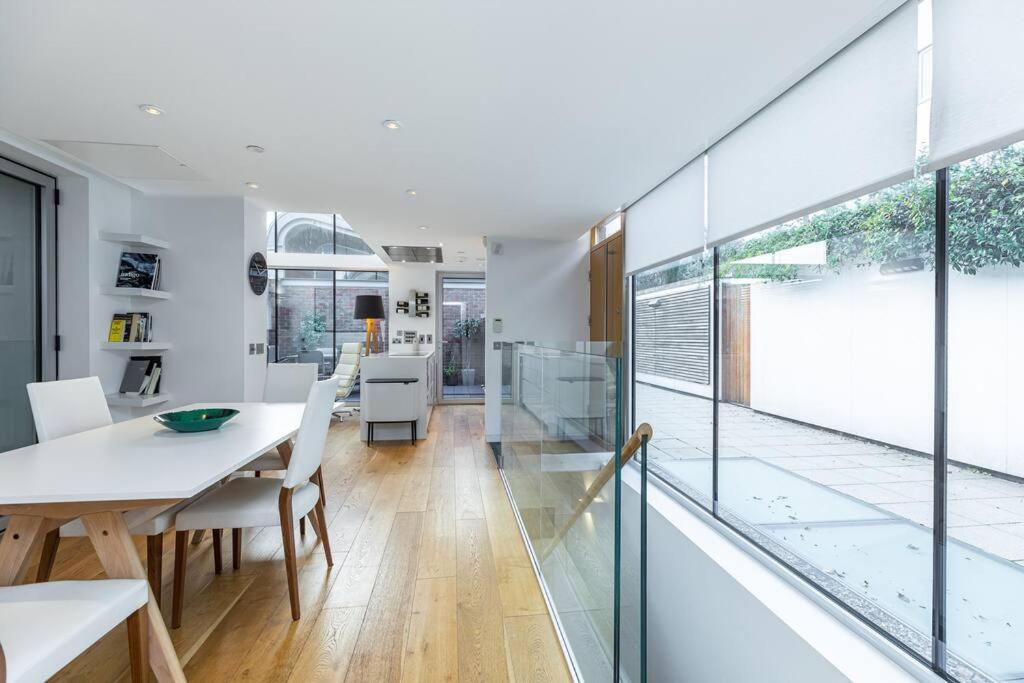 Stylish house with superb space