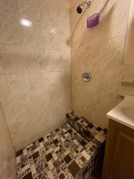 New York City Vacations - PRIVATE Studio 5 minutes from LGA/ US Open - Property Image 2